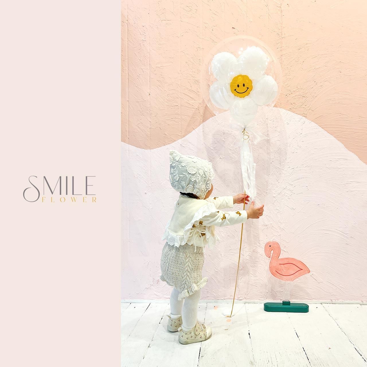 Smile Flower Float Balloon Float Type スマイルフラワーヘリウムバルーンギフト Tassel Balloon Chubby Balloon 海外テイストのおしゃれなバルーン電報やバルーンギフトのことならチャビーバルーン 大阪北堀江のバルーンショップ