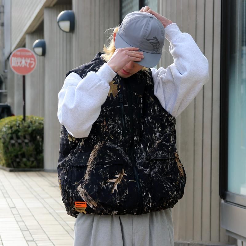 hockeyTIGHTBOOTH/ BULLET CAMO REVERSIBLE VEST - トップス