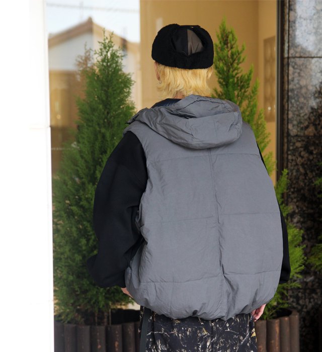 TIGHTBOOTH（タイトブース）UTILITY DOWN VEST(Charcoal)の公式通販 