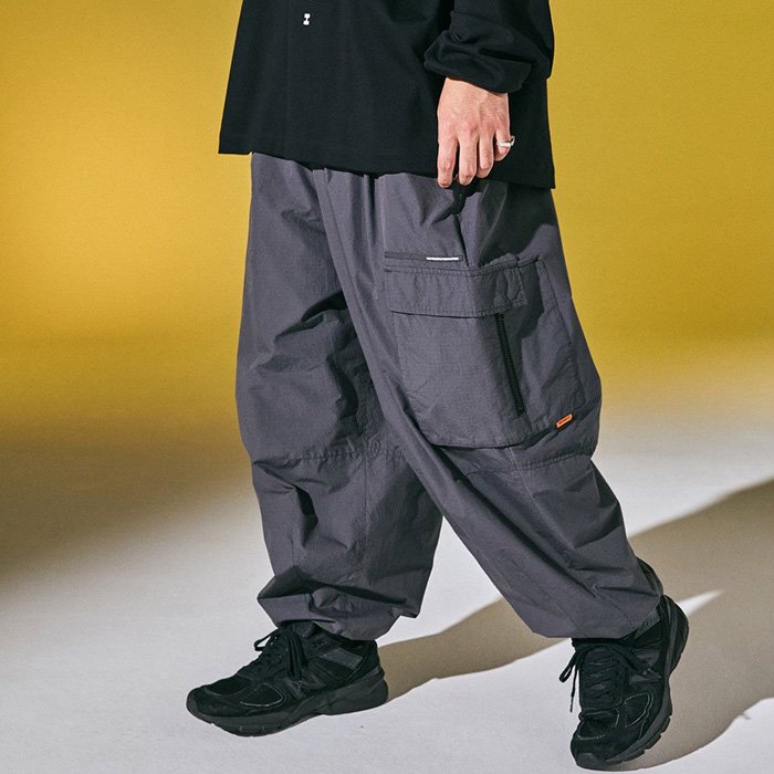 TIGHTBOOTH（タイトブース）RIPSTOP BALLOON CARGO PANTS (Charcoal ...