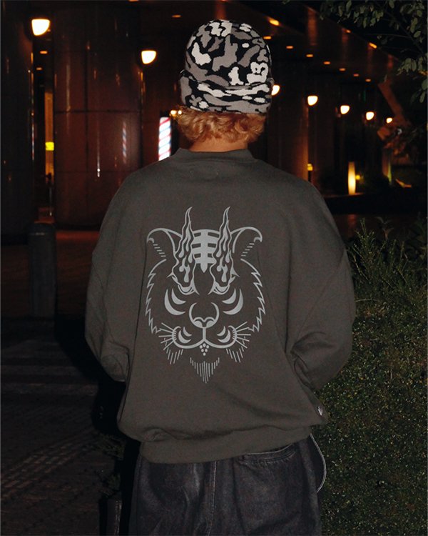 Evisen × 高田音楽制作事務所 / TORA EVI LOGO CREW SWEAT- birnest