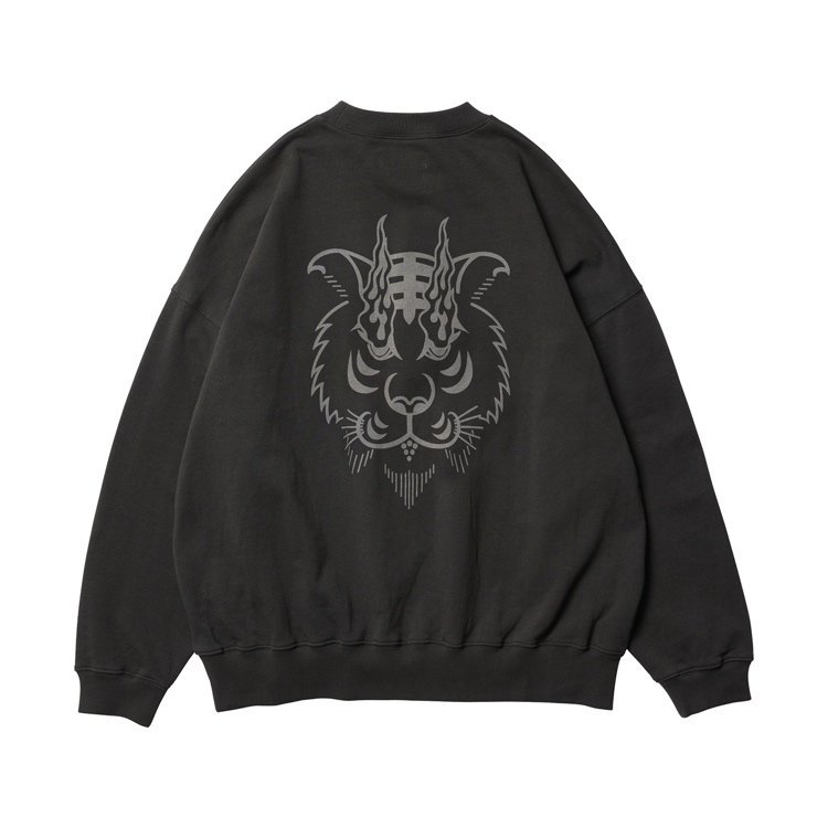 Evisen × 高田音楽制作事務所 / TORA EVI LOGO CREW SWEAT- birnest