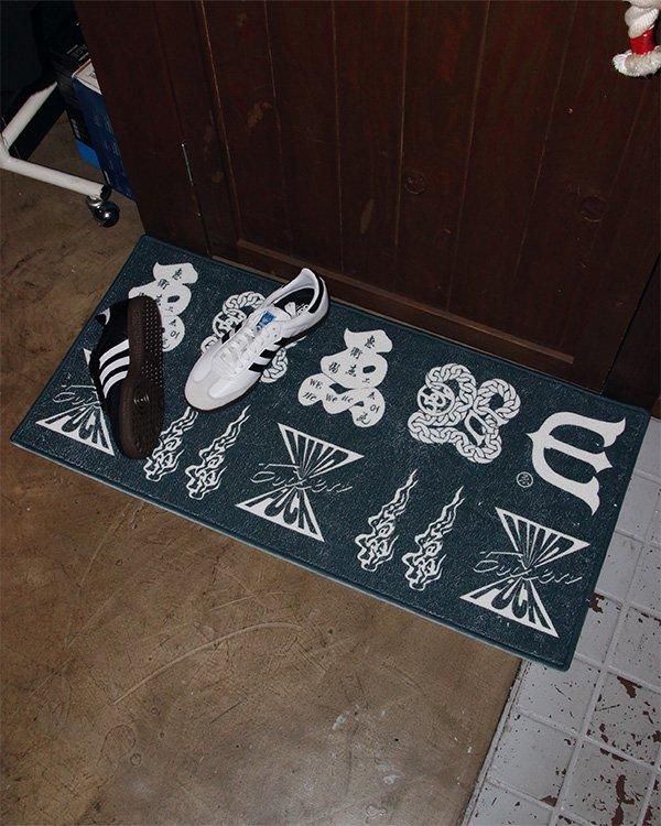エビセンスケートボード KABUTO MATCH RUG ラグ EVISEN SKATEBOARDS] •KABUTO MATCH RUG -兜マッチ柄の