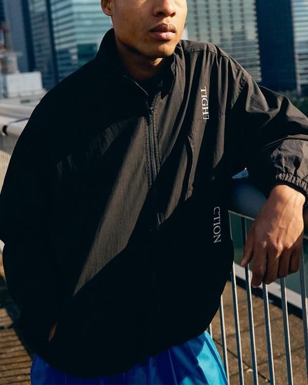 TIGHTBOOTH｜STRAIGHT UP SWING TOP