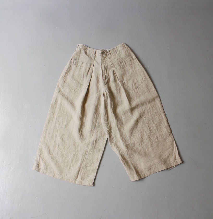 【SALE30%OFF!】NATURAL LAUNDRY フレンチリネン タックガウチョパンツ<img class='new_mark_img2' src='https://img.shop-pro.jp/img/new/icons20.gif' style='border:none;display:inline;margin:0px;padding:0px;width:auto;' />