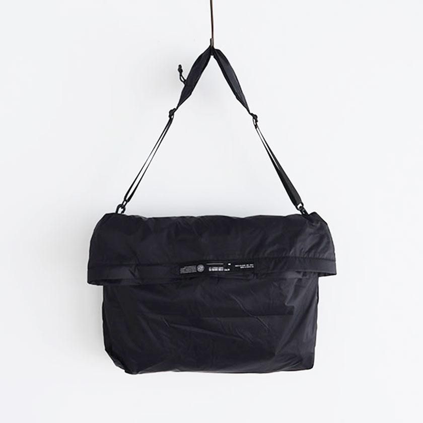 WEEKENDER LIGHTWEIGHT PACKABLE SHOULDER BAG