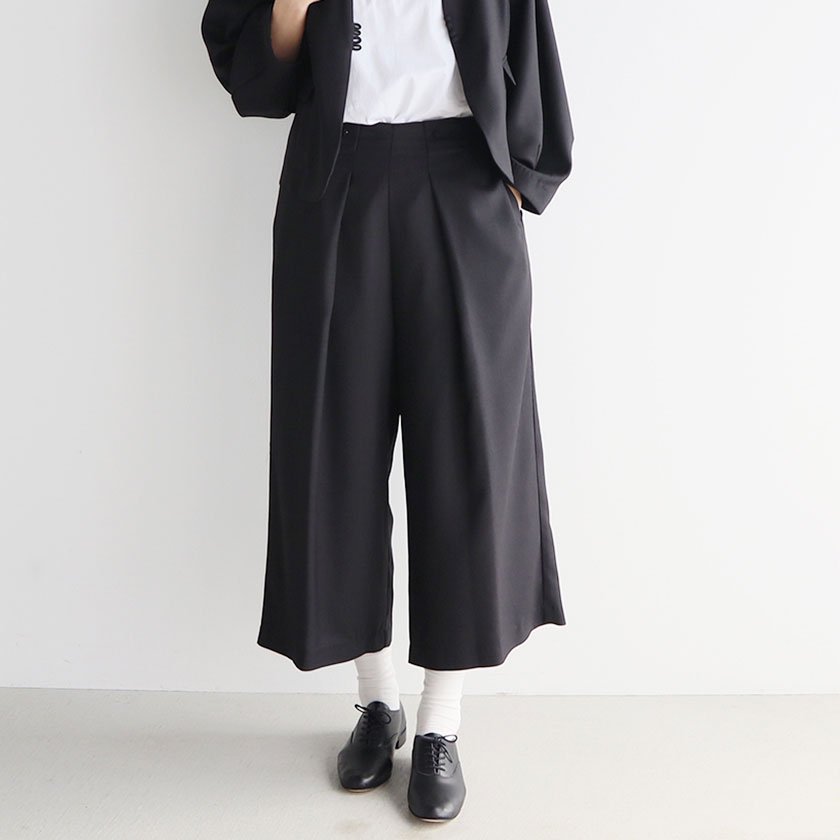 <img class='new_mark_img1' src='https://img.shop-pro.jp/img/new/icons14.gif' style='border:none;display:inline;margin:0px;padding:0px;width:auto;' />WHYTO. Linen Like Trouser