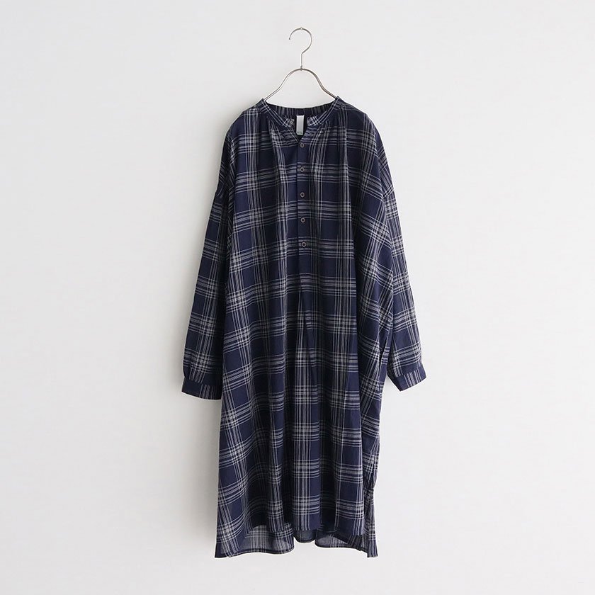 NATURAL LAUNDRY 先染めツイストクロス スモックワンピースの通販。 - AIDA ONLINE STORE  毎日をちょっぴり楽しくするライフスタイルショップ