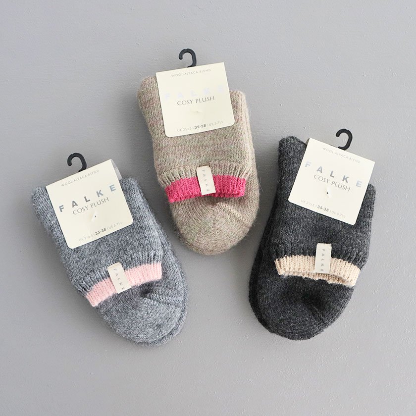 SALE20%OFF!FALKE COSY PLUSH SHORT SOCKS<img class='new_mark_img2' src='https://img.shop-pro.jp/img/new/icons20.gif' style='border:none;display:inline;margin:0px;padding:0px;width:auto;' />