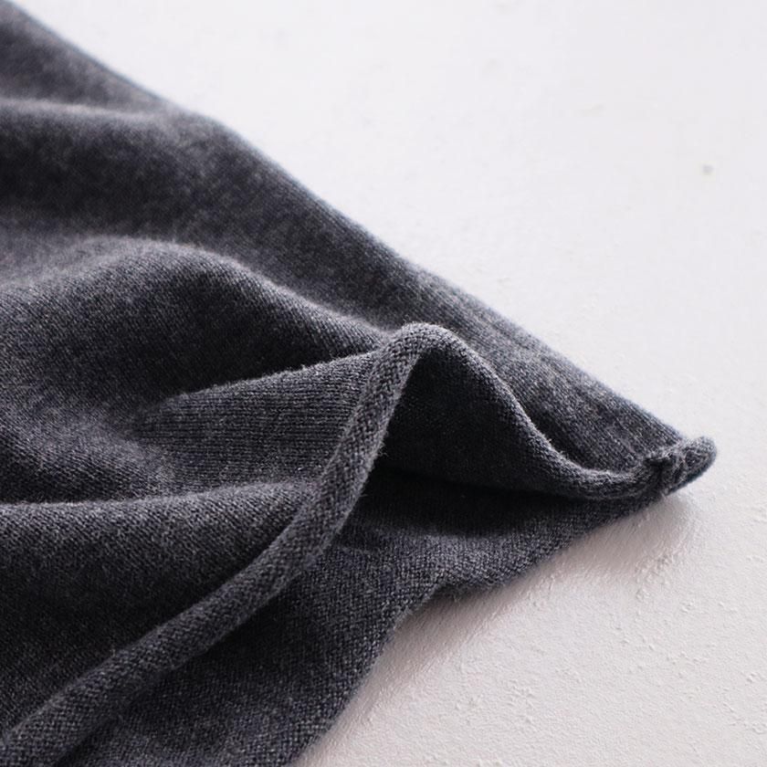 新品未使用 オブリ リップ刺繍リブニット ブラック tumugu: ランダムリブニット 刺繍プルオーバー の通販。- AIDA