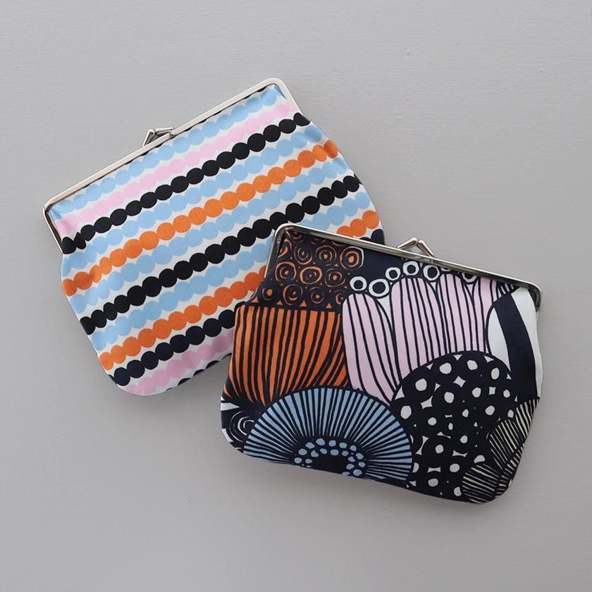 <img class='new_mark_img1' src='https://img.shop-pro.jp/img/new/icons14.gif' style='border:none;display:inline;margin:0px;padding:0px;width:auto;' />marimekko Puolikas Kukkaro ޸ݡ