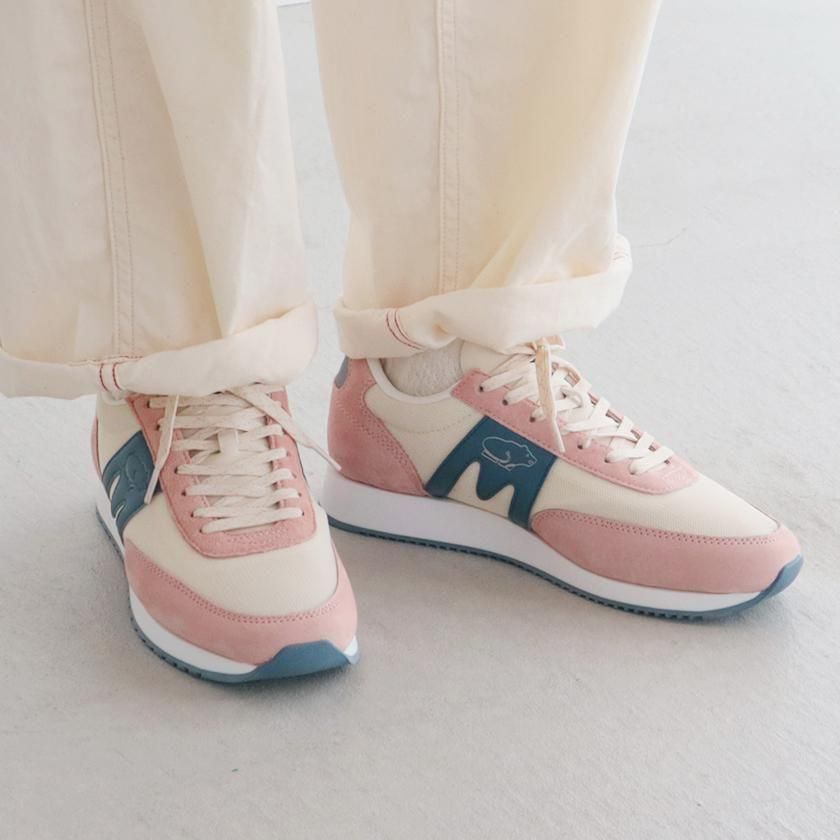 <img class='new_mark_img1' src='https://img.shop-pro.jp/img/new/icons14.gif' style='border:none;display:inline;margin:0px;padding:0px;width:auto;' />KARHU ALBATROSS 82