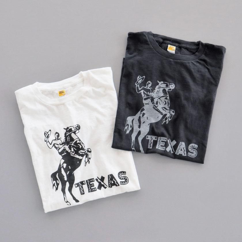 <img class='new_mark_img1' src='https://img.shop-pro.jp/img/new/icons14.gif' style='border:none;display:inline;margin:0px;padding:0px;width:auto;' />Velva Sheen Print Tee TEXAS