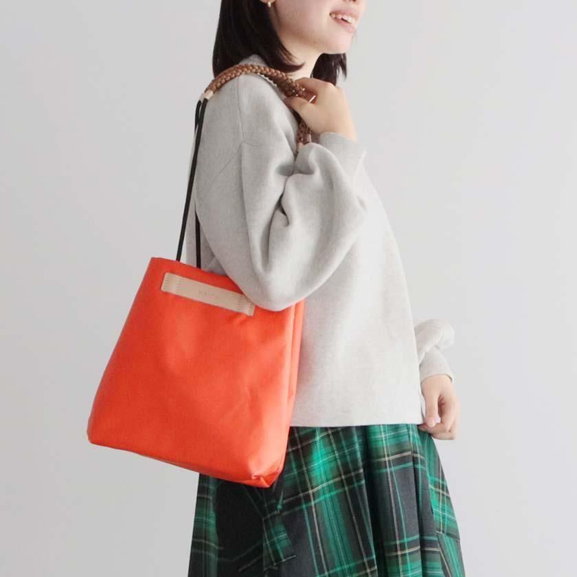 HAIDA NANUK Paraffin Canvas Tote Bag