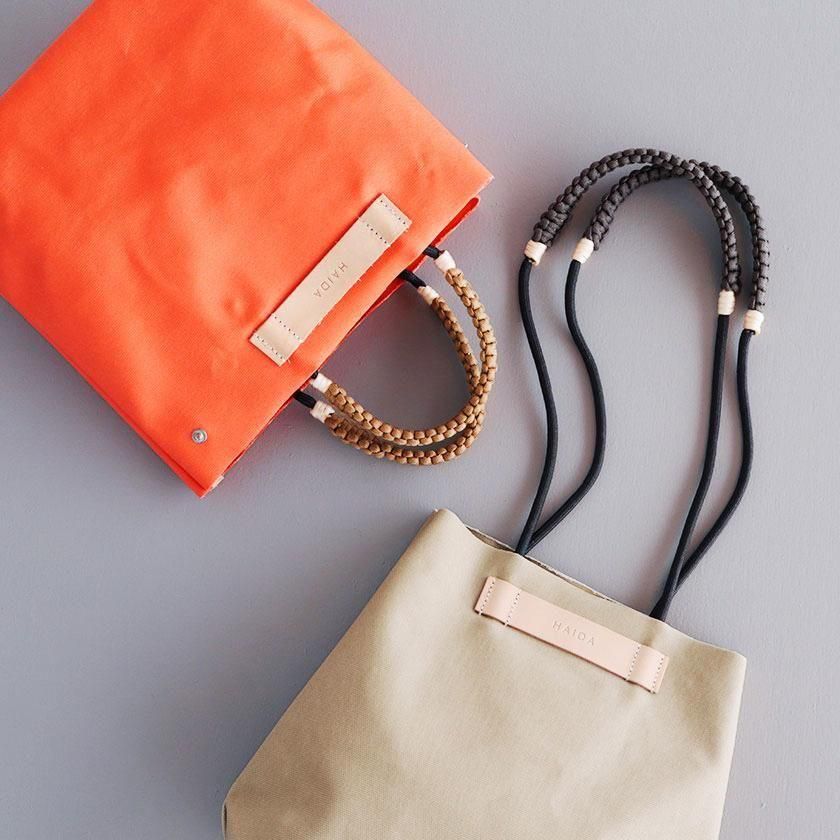 HAIDA NANUK Paraffin Canvas Tote Bag