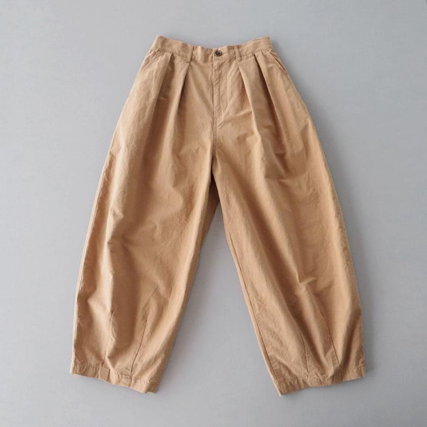 grin コットンリネンシーチング カーブパンツ の通販。- AIDA ONLINE