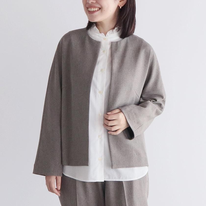 <img class='new_mark_img1' src='https://img.shop-pro.jp/img/new/icons14.gif' style='border:none;display:inline;margin:0px;padding:0px;width:auto;' />WHYTO. No Collar Jacket
