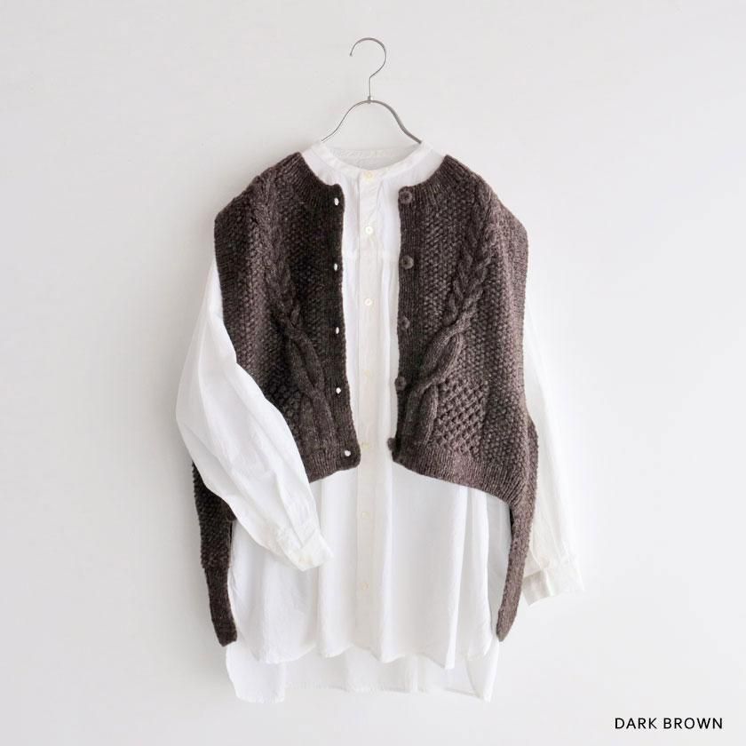 tumugu: ロービングウール ケーブルニットベスト の通販。 - 毎日を