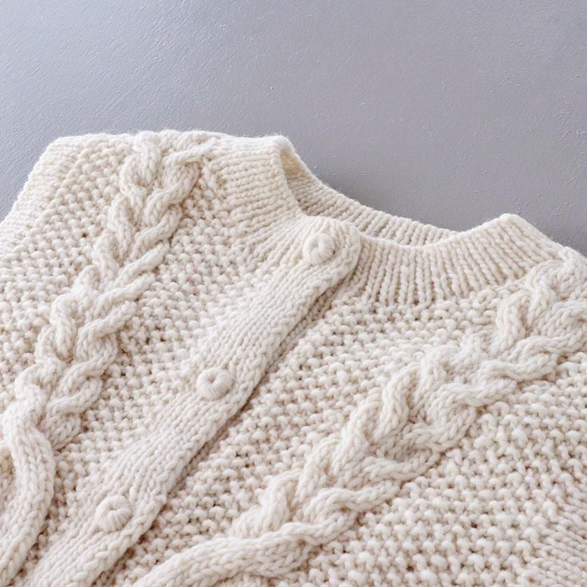 tumugu: ロービングウール ケーブルニットベスト の通販。 - 毎日を