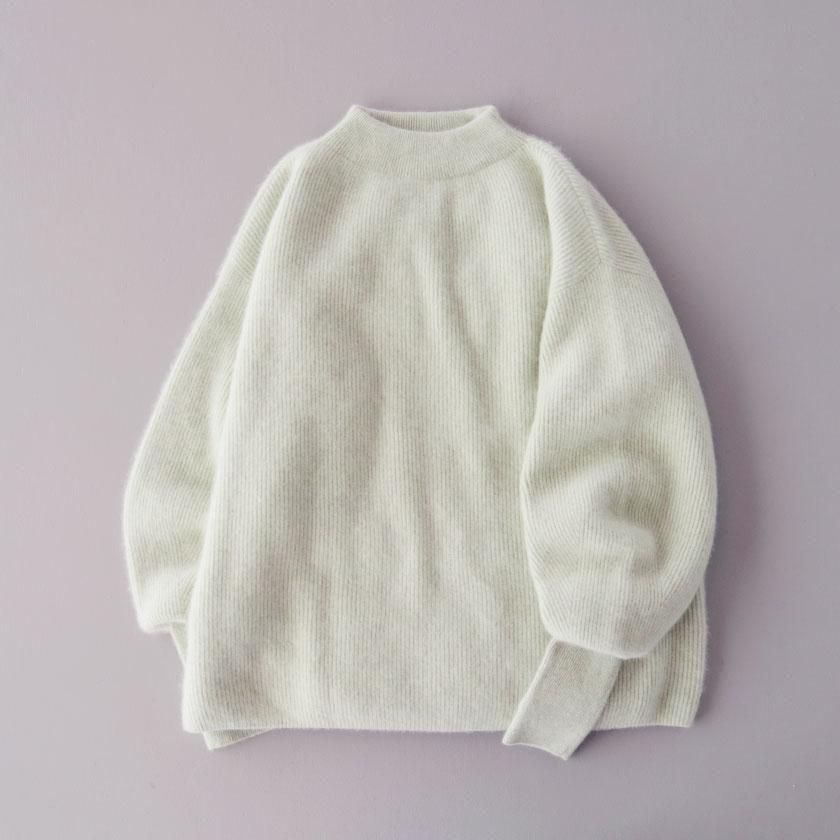 <img class='new_mark_img1' src='https://img.shop-pro.jp/img/new/icons14.gif' style='border:none;display:inline;margin:0px;padding:0px;width:auto;' />BATONER CASHMERE FOX FINGERHOLE BOAT NECK
