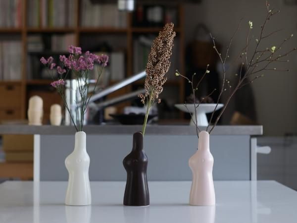 鹿児島睦さんの花瓶 ウサギの花器 Rabbit Flower Vase の通販 - FAVOR 