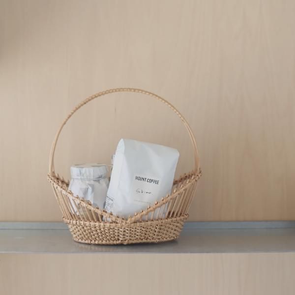 ラトビアの手仕事 リトアニア様式の手編みのバスケット - FAVOR (雑貨