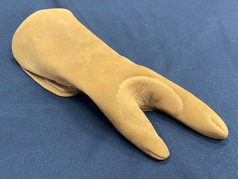 カケ 二本押手 本鹿革 燻革 総手縫 九分縁 1点限り 5号相当 ネット限定