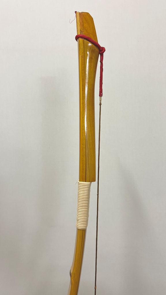 胡弓紫檀三折れ棹，胴花梨材，竹弓，付属品 竹弓 カーボン内蔵 梓 特製 猪飼秀重 伸寸 13kg ワケあり（枯弓