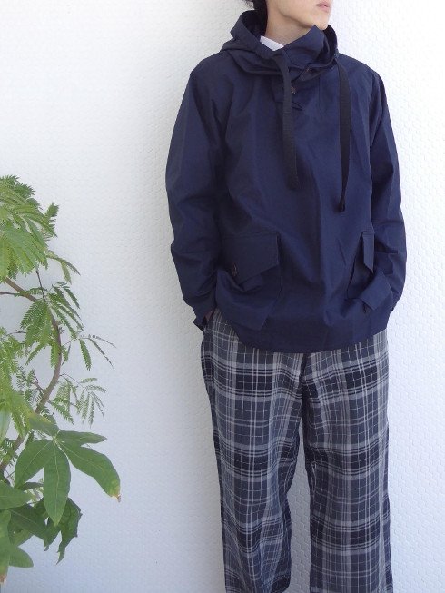 1.QUILP STARKEY（NAVY） プルオーバー-