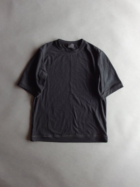 山内(ヤマウチ) / 塩縮加工リネンニットTシャツ / ブラック - セレクト