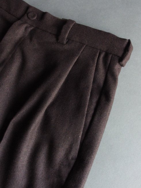 semoh(セモー) / Italian Wool Pin Tuck Trousers / ブラウン - セレクトショップRAZEの公式通販サイト