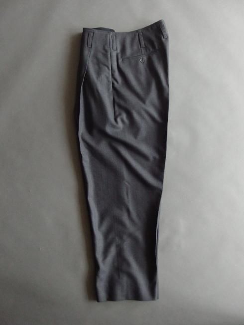 山内(ヤマウチ) / ヘビーウールツイル・サイドシームレスワンタック