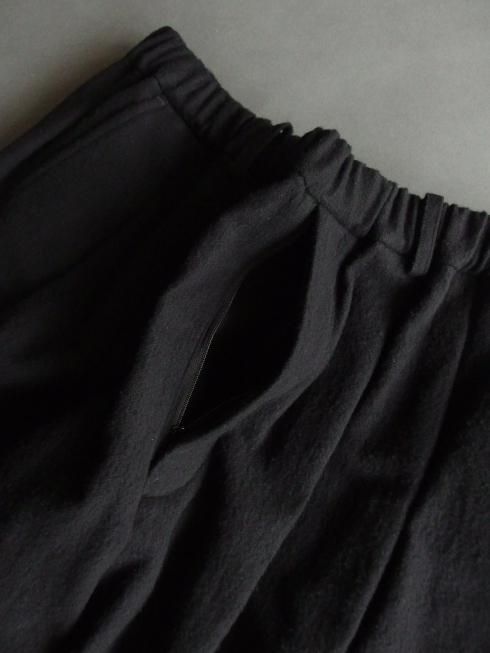 こがも YOKO SAKAMOTO (ヨーコサカモト) / DOUBLE PLEATED WIDE EASY