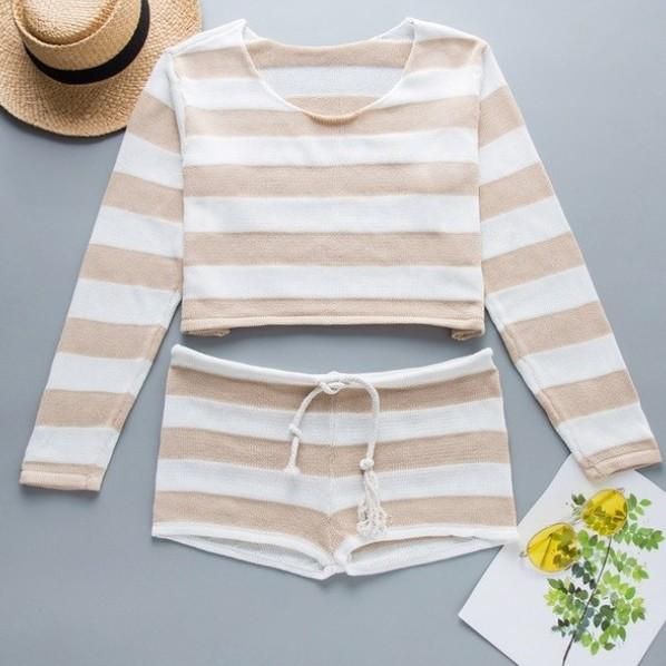 大特価】8色展開 ストライプ ボーダー 長袖 クロップドニット