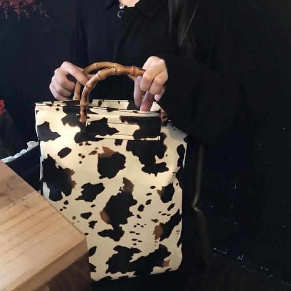 大特価】ホワイト カウ柄 アニマル柄 牛柄 スクエアバッグ バンブー