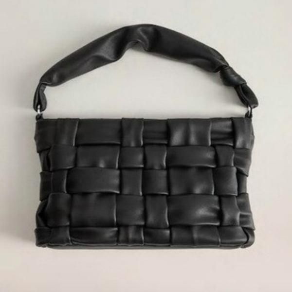 大特価】4色展開 フェイクレザー 合皮 編み込みバッグ 三つ編み