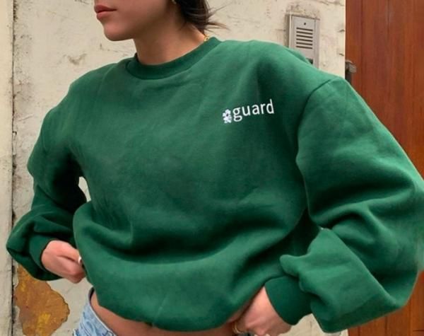 大特価】グリーン guard 長袖 サイドロゴプリント クルーネック