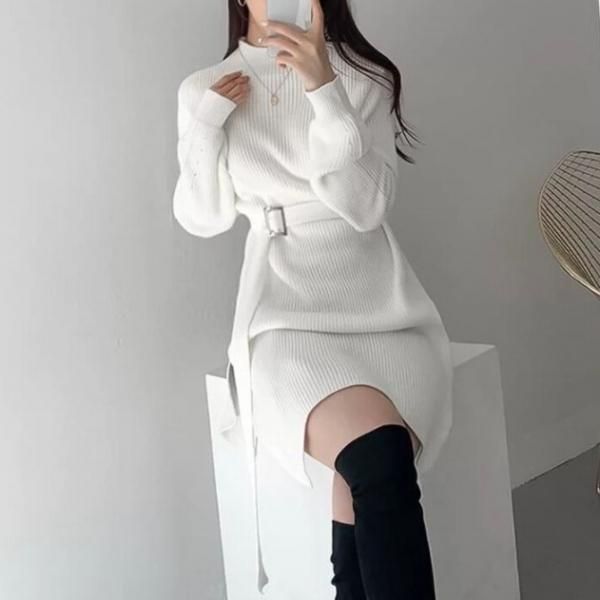 美品❤BRIEFING 3Dロゴハイネック半袖ワンピース☆ 大特価】2色展開 ホワイト ブラック 無地 シンプル フロント