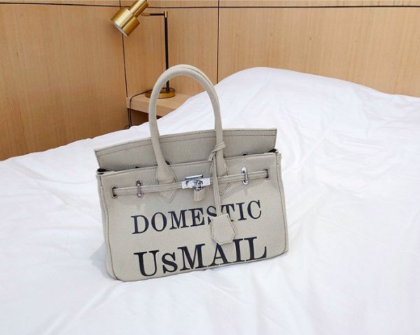 大特価】3色展開 フェイクレザー 合皮 domestic us mail フロントロゴ