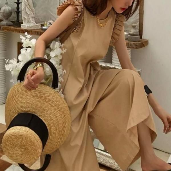 大特価】2色展開 フリルショルダー 無地 シンプル タンクトップ