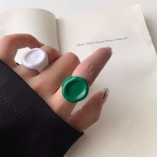 【大特価】2色展開 グリーン ホワイト ゴールド コーティングリング プレートリング 指輪 インポート 通販