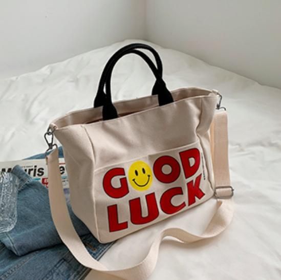 大特価】4色展開 GOOD LUCK フロントロゴ ハンドバッグ