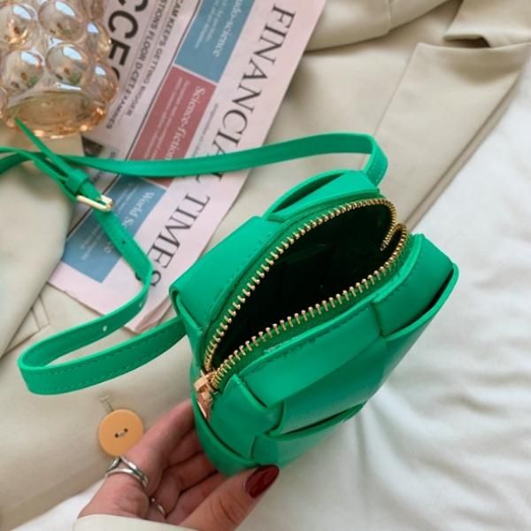 大特価】6色展開 フェイクレザー 合皮 編み込みバッグ