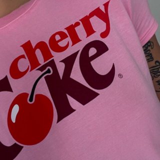 【大特価】ピンク cherry coke フロントロゴ クルーネック Tシャツ 半袖 クロップドトップス カットソー インポート 通販