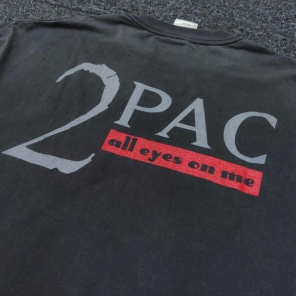 人気の2PACプリントパーカー！！