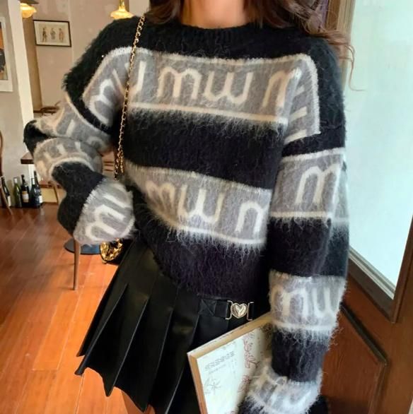 大特価】2色展開 MW ロゴデザイン ストライプ ボーダー ニット