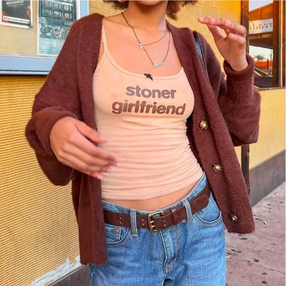 大特価】ベージュ フロントロゴ プチリボン stoner girlfriend