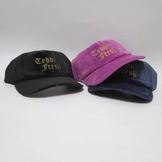 【大特価】3色展開 フロントロゴ ベロア ベルベット キャップ ベースボールキャップ 帽子 インポート 通販