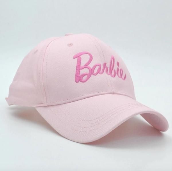 大特価】4色展開 Barbieロゴ バービー フロントロゴ ベース