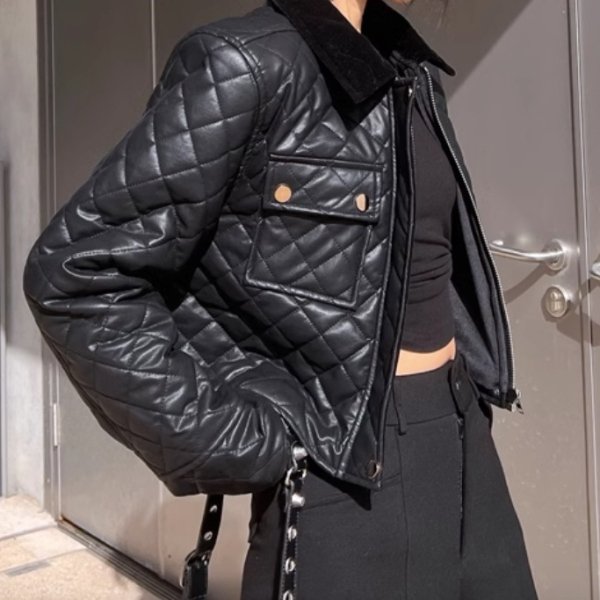 【大特価】ブラック フェイクレザー 合皮 キルティングジャケット 襟付き ジッパー ジップアップ ファスナー レザージャケット キルティングジャケット  韓国